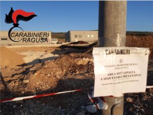 Sequestrata una cava abusiva, usata per lo stoccaggio dei rifiuti