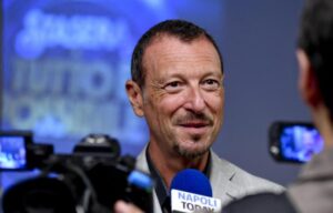 Festival di Sanremo, forse un rinvio per colpa del Covid