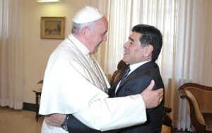 Papa Francesco e Diego Armando Maradona