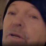 Vasco Rossi di notte in piazza Maggiore
