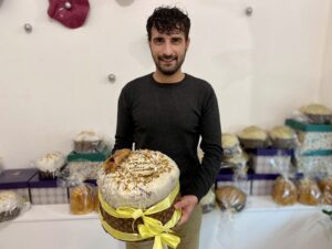 Il panettone di Cannolia per il Cyrano