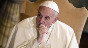 Covid, tampone anche al Papa dopo che il segretario del cardinale Montenegro è risultato positivo