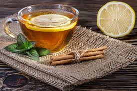 Come preparare la tisana alla cannella per bruciare i grassi e regolare gli zuccheri