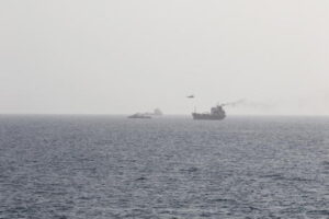 Iran sequestra cargo Corea Sud nello Stretto di Hormuz