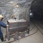 Cina: 22 minatori intrappolati da due giorni nello Shandong