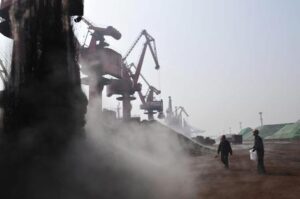 Cina: vivi 12 minatori su 22 intrappolati da una settimana