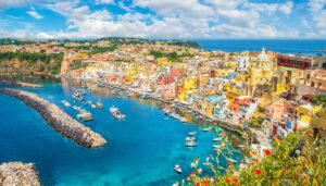 Procida batte Trapani: l’isola napoletana Capitale della cultura 2022 FOTO