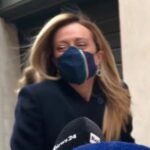 Giorgia Meloni con le stampelle: No a Governo zoppo