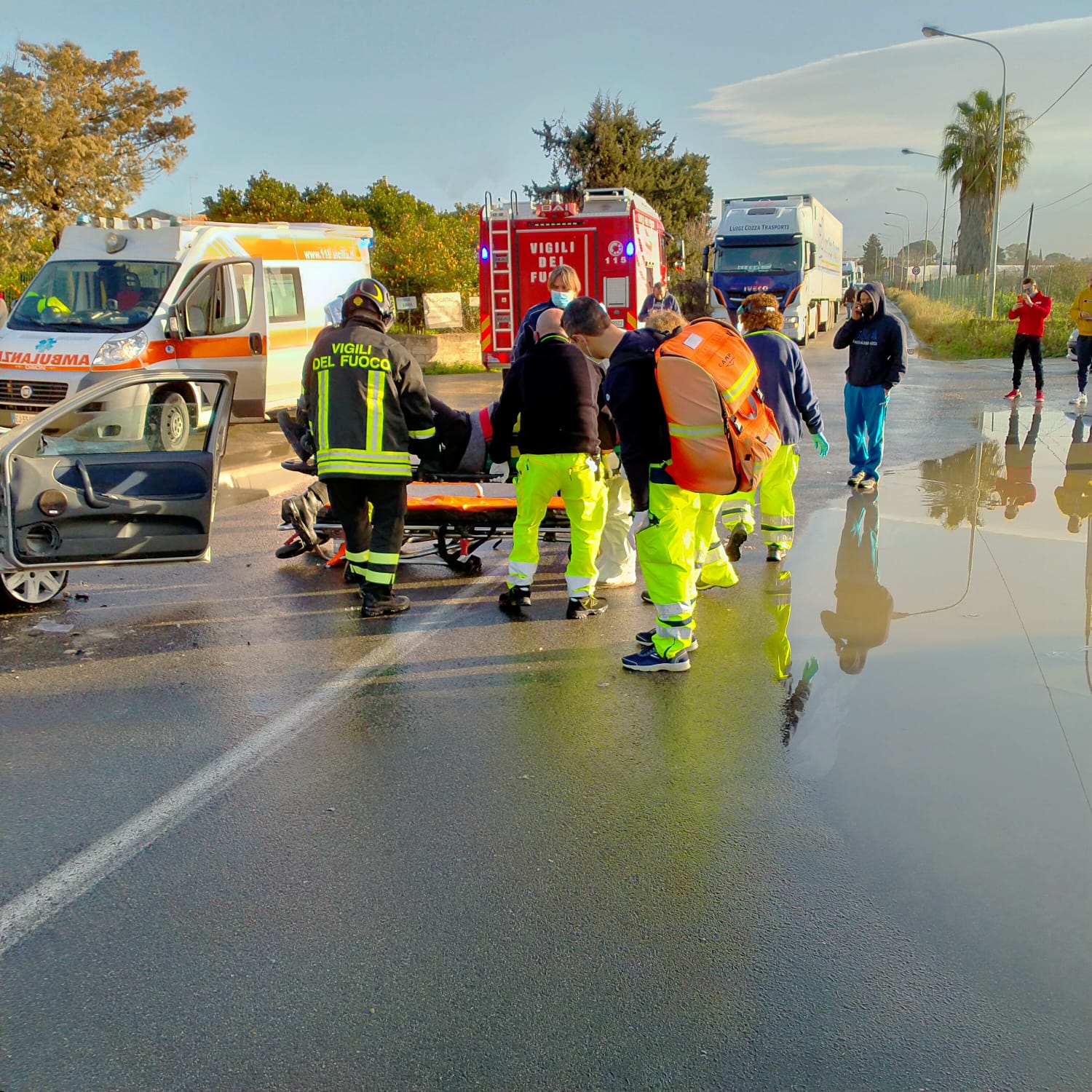 Incidente stradale vicino all’eroporto, interviene l’elisoccorso. FOTO