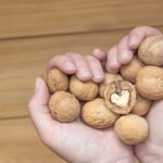 La frutta secca perché fa bene:  il segreto per tostarla al meglio
