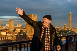 Vasco Rossi compie 69 anni, la festa di compleanno è social