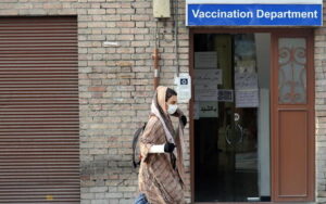 Covid: l'Iran avvia la campagna di vaccinazione