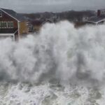 Ecco cosa succede a costruire troppo vicino al mare VIDEO