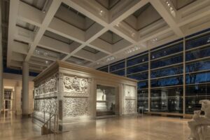Nuova luce per l'Ara Pacis