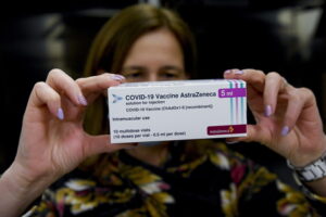 Circolare ministero, richiamo AstraZeneca dopo 12 settimane