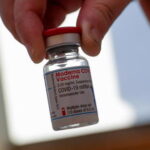 Covid: Moderna chiede aumento dosi in fiale dopo ok Fda