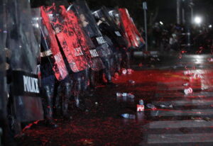 Thailandia: arresti e feriti a protesta pro-democrazia