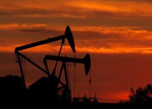Petrolio: greggio WTI torna sopra i 60 dollari al barile