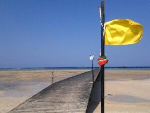Il nuovo corso in vigore da oggi sino a fine febbraio, quando si rifaranno i conti delle aperture