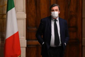Giustizia:Calenda,congelati emendamenti in rispetto Cartabia