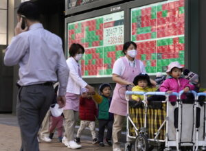 Borsa: Tokyo, apertura in lieve rialzo (+0,15%)