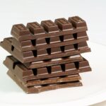 Cioccolato fondente: perché aiuta a dimagrire