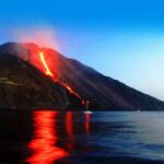 Dopo l'Etna, blitz dello Stromboli, con eruzione lampo