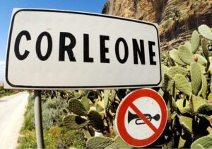Covid: sindaco e Giunta Corleone tra 'furbetti' vaccino