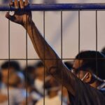 Ripresi 4 dei 6 migranti positivi al Covid e fuggiti dall'hotspot