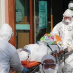 Saltato il vero andamento del virus, l’inchiesta sui numeri truccati irrompe col piano vaccini in piena crisi