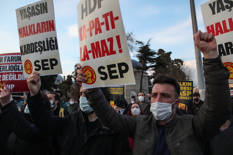 Turchia: vizi formali, respinta richiesta bando curdi Hdp Turchia: vizi formali, respinta richiesta bando curdi Hdp