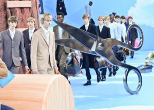 Vuitton e Dior: scarti di tessuto firmati presto in vendita online