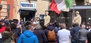Anche i lavoratori dello spettacolo in sit-in contro le chiusure e per i ristori