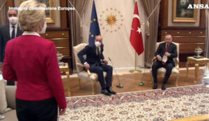 Turchia: PD lascia sedia vuota in Aula per Von Der Leyen