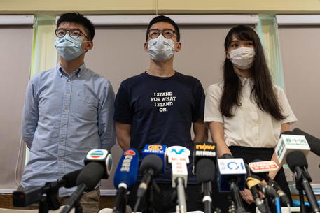 Hong Kong: la Cina accusa Londra, protegge i criminali