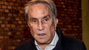Emilio Fede ricoverato, è grave