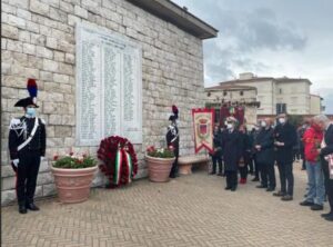 Moby Prince: corona di rose da Mattarella per le 140 vittime