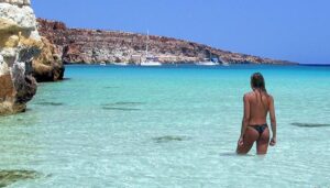 Isole Covid-free, no di Figliuolo all'ennesimo falso problema della Regione
