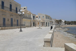 latitante straniero trovato a Sampieri e arrestato