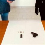 Canicattì, 90enne ricoverato in ospedale nasconde arma col colpo in canna
