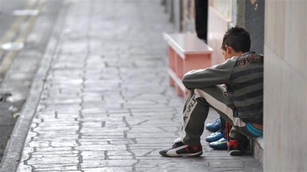 Controlli a tappeto dei carabinieri negli istituti, al setaccio i registri delle assenze