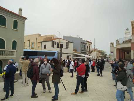 Covid: flash mob di ristoratori nei luoghi di Montalbano