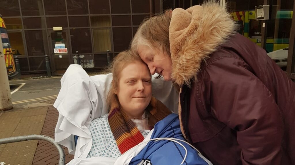 Il record di Jason: ha il Covid da un anno e non riesce a guarire