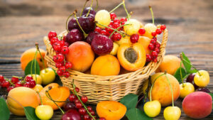 Dieta e Frutta: quale scegliere per mangiare sano e rimettersi in forma?