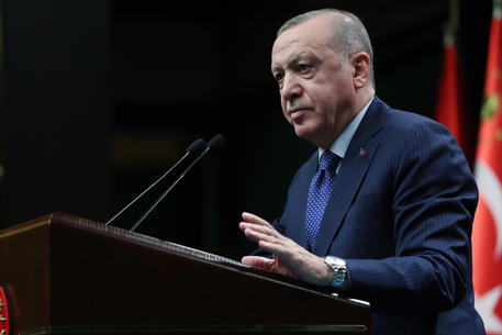 Covid: Erdogan,vaccini siano disponibili liberamente a tutti
