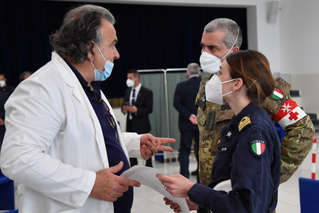 Vaccini: Musumeci, isole Covid free si preparano per turisti