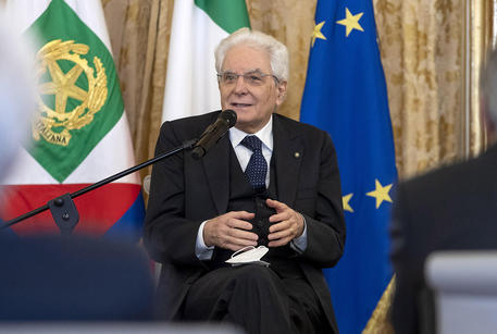 Offese social a Mattarella, perquisizioni in tutta Italia