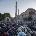 Turchia: fine Ramadan a Santa Sofia dopo 87 anni