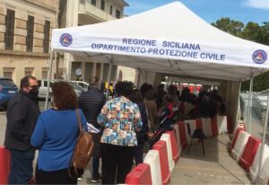 Vaccini Covid Sicilia: boom del weekend, disagi a Ragusa VIDEO