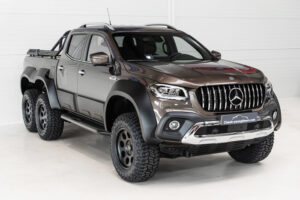 Ha sei ruote la Mercedes X-Class
